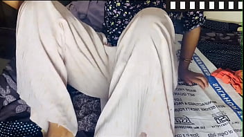 Gostosa puta disfrutando de un buen sexo