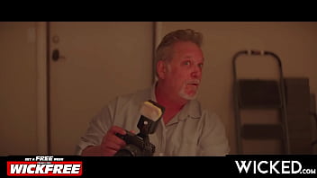 Ameena green gets in hot spicey threesome