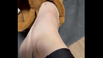 Happy 2nd advent #feet #feetworld #teen #boots #footjob #nylonfeet