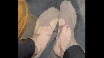 Happy 2nd advent #feet #feetworld #teen #boots #footjob #nylonfeet