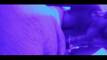 Gostosa chupando gostoso