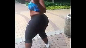Bbw big booty shake
