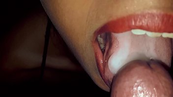 Recopilacion de corridas y leche en la boca de la zorra de mi vecina Recopilacion de corridas y leche en la boca de la zorra de mi vecina