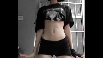 Q rico lo mueve mami Q rico lo mueve mami