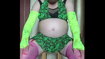 I Would Really Like To Fuck And Deepthroat A Real Penis thumbnail