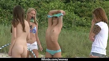 Amateur girl likes to suck cock for cash 7