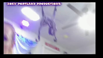 Pornstar is letting you see her at home