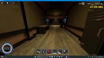 Playing roblox spooky game omg