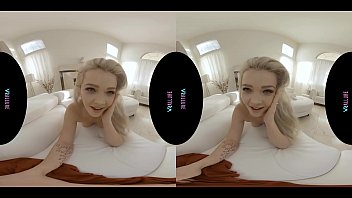 Adorable blonde gets off while using her vibrator in virtual reality