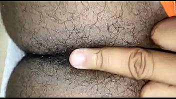 Enseñando Mi Ojete En Suspensorio Naranja thumbnail