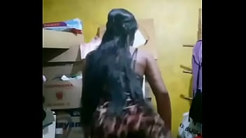 Novinha dancando funk