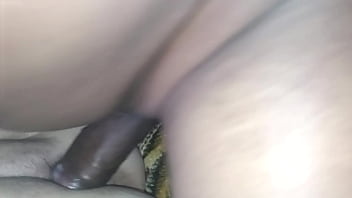 Ela brincando com o ficante bbc interracial