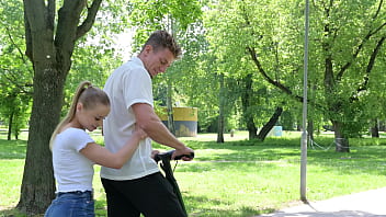 Petite tourist alexa flexy gets all holes stretched during no strings dp threesome gp3259