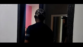 Eu vir minha prima nua pelas cameras de segurança