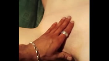 Elle jouie à fond cette teen