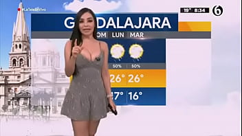 Emily quiñones ricas tetas en sexy vestido