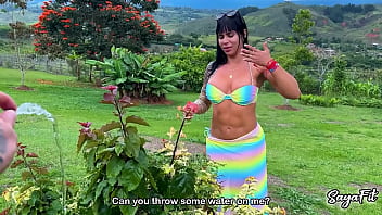 I fuck the gardener on my farm while my husband is away sayafit