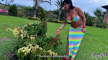 I fuck the gardener on my farm while my husband is away sayafit