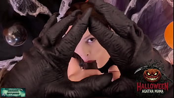 Mama studio em um bbc fodendo um jack o'lantern de halloween de uma milf brasileira grátis