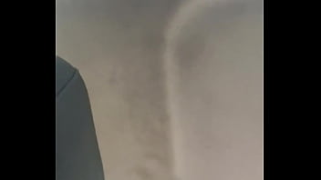 Mamada em movimento mamei o cara do uber no volante