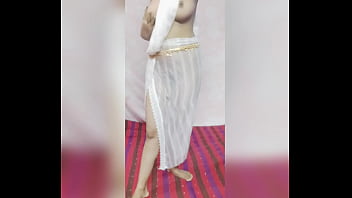 মোনালি চোদা খাওয়া জন্য রেডি মোনালি চোদা খাওয়া জন্য রেডি