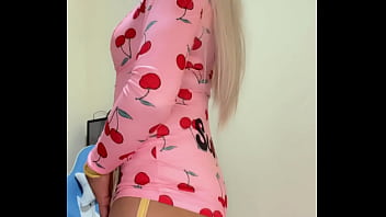 Ladyboy Rica Haciendo Cosas Ricas Y Leche thumbnail