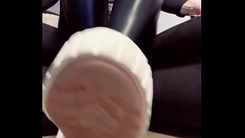 I know you desire my soles •full video on of ️#feet #feetworld #fetisch girl #socks #sw