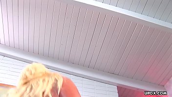 Blonde Sexy Babe thumbnail