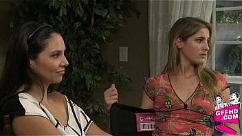 Sensual Lesbains 0984 thumbnail