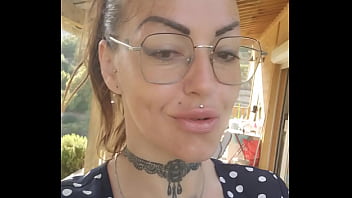 Ce soir en live uniquement pour mes fans alors si tu veux t amusez rejoins moi