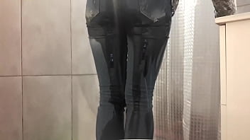 Desperate pee in my jeans and pink high heels