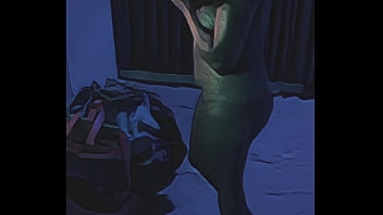 Buscando que poner de fondo en la tele antes de cachar rico flash