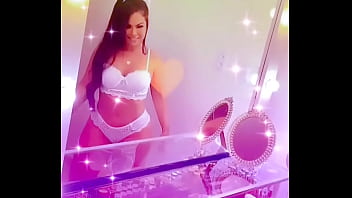 Morena pele bronzeada cabelo lindo