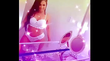 Morena pele bronzeada cabelo lindo