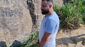 Suruba radical casal mattos e priscila belini foderam com salva vidas depois do banana boat