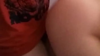 Socando forte na puta