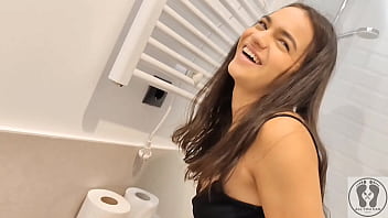 Com pee lation risky outdoor public pee ana spears alfxnow