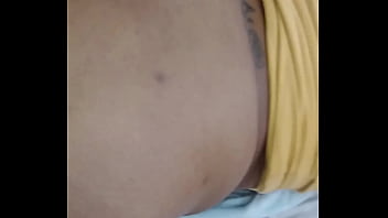 Thick model twerking at wirk