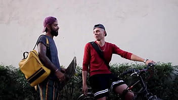 Novinho Pegou O Skatista thumbnail