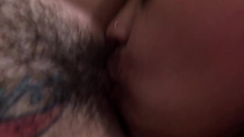 Amiga casada dormiu aqui e deu sem camisinha pro meu marido enquanto o corno assistia