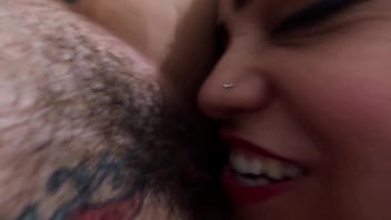 Amiga casada dormiu aqui e deu sem camisinha pro meu marido enquanto o corno assistia