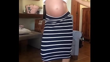 Embarazada bailando