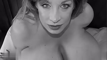 Chelseacharmz in pink on patio