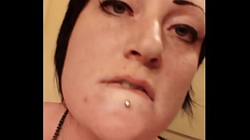 Aluramariebaker is always horny and doing something sexy