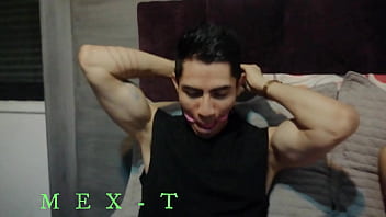 Dos Chicos Amordazados Con Ballgag Y Cosquillas thumbnail