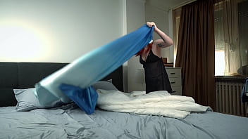 I fucked my step mom stuck in duvet till i covered her face
