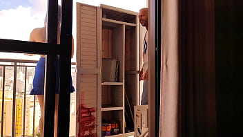 Minha patroa me chamou para consertar um armário em casa e eu acabei fodendo e gozando dentro do cuzinho da vagabunda carente vagninho e agatha mama