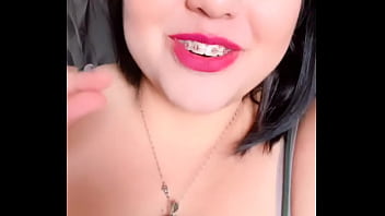 Lily adolcente bonita de tetas grandes y sus historias Lily adolcente bonita de tetas grandes y sus historias