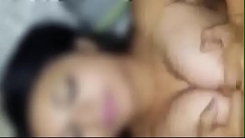 Mi chico me llena las tetas de su rico semen 3