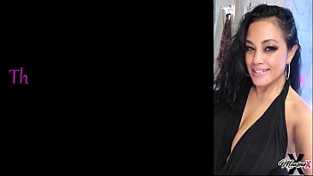 Maxine x masturbates & shaves her cunt during a bubble bath